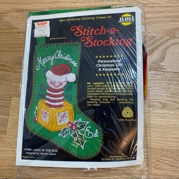 Vintage NMI Stitch a Stocking Craft Kit NEW 1004 Jack in the Box Pure Wool Green - Picture 2 of 6